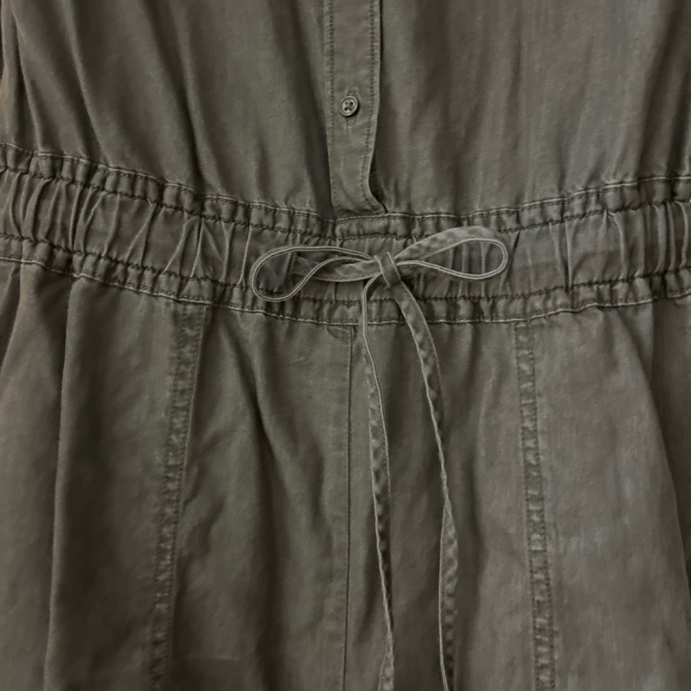 Romper - Picture 2 of 3